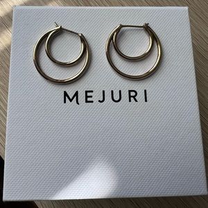 Mejuri crescent midi hoops
